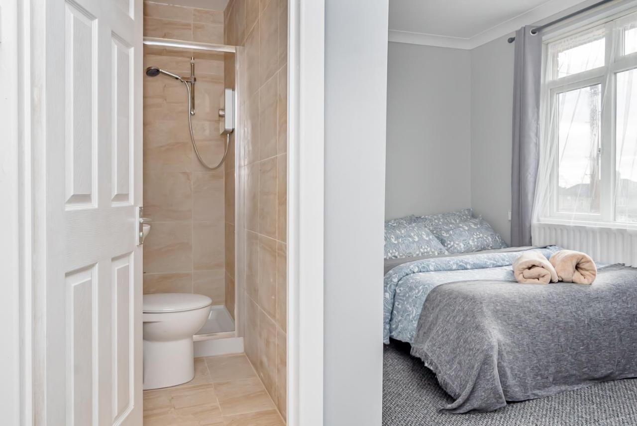 Shirley House 2, Self Catering Guest House, Self Check In, Smart Locks, 10 Min Walk To Southampton General, Aspire And Princess Anne Hospitals, Access To Fully Equipped Kitchen, Excellent Transport Links, Ideal For Longer Stays And Hospital Shifts Exterior foto